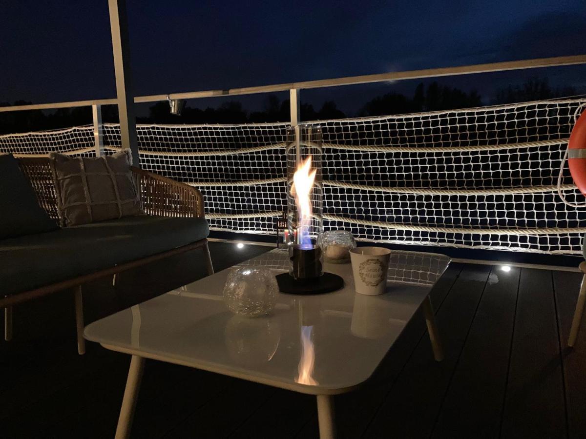 Seinehouse - Maison Flottante Vaux-Sur-Seine 外观 照片